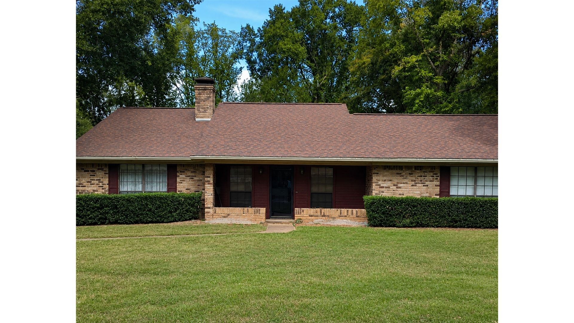 222 Woodland Circle
