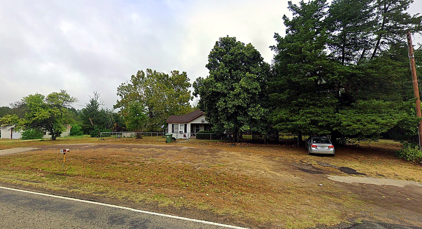 906 W Rusk Street W