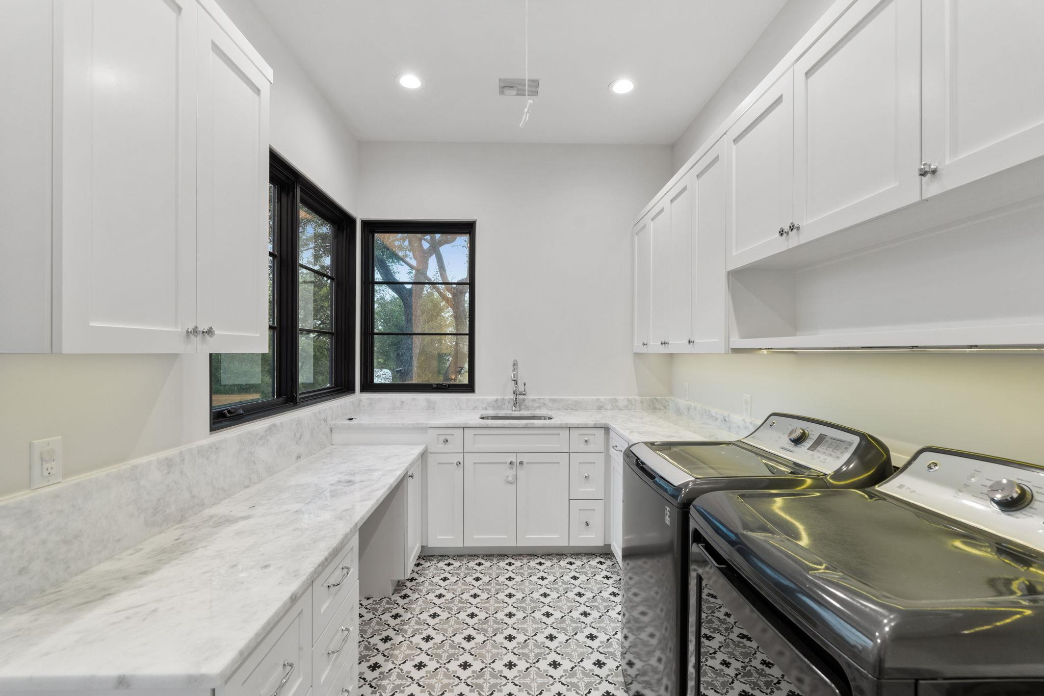 604 Brookhaven TRL
