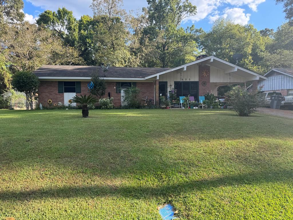 600 Willow Oak Drive