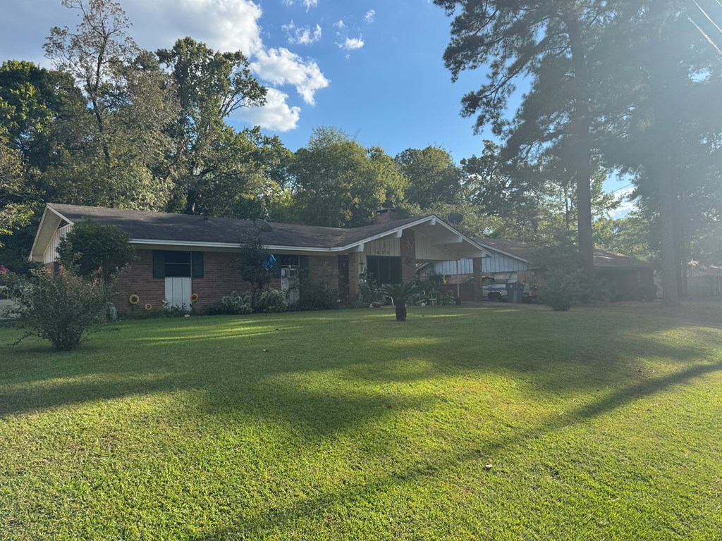 600 Willow Oak Drive