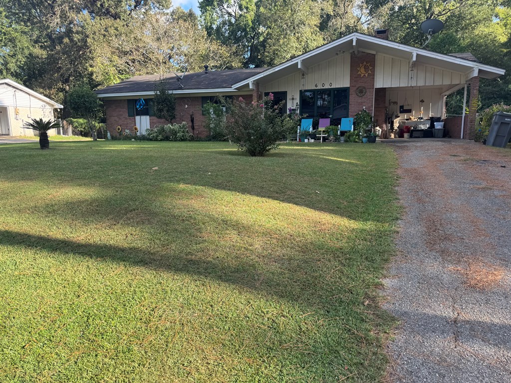 600 Willow Oak Drive