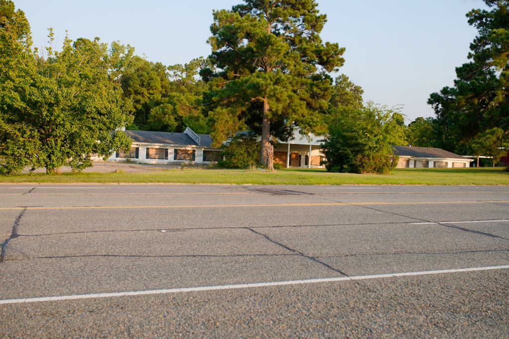1712 N. Timberland