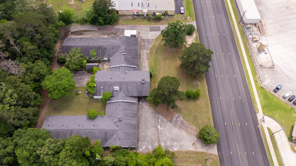 1712 N. Timberland