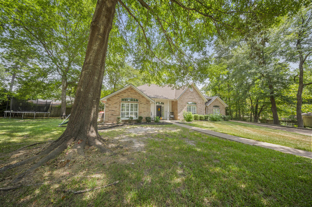 18 Red Oak Lane