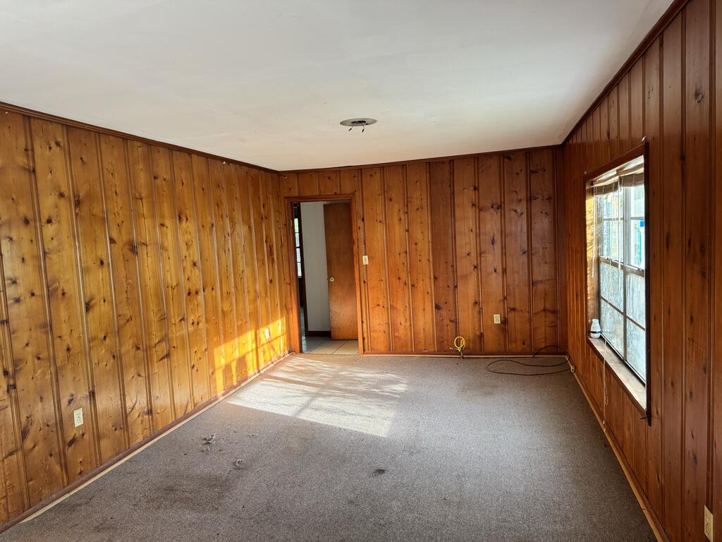 9680 Us Highway 259 N