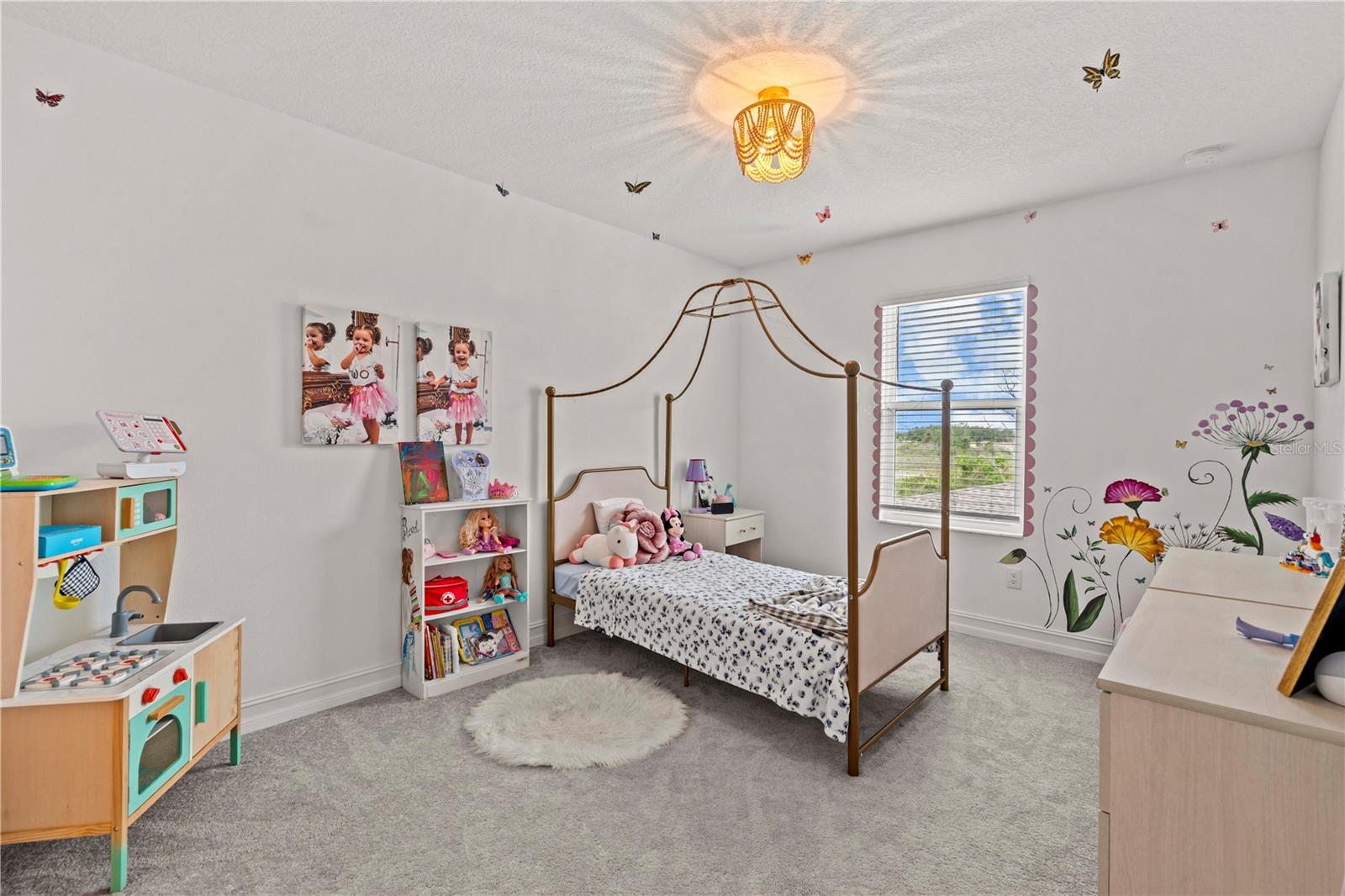 22034 STORYBOOK CABIN WAY