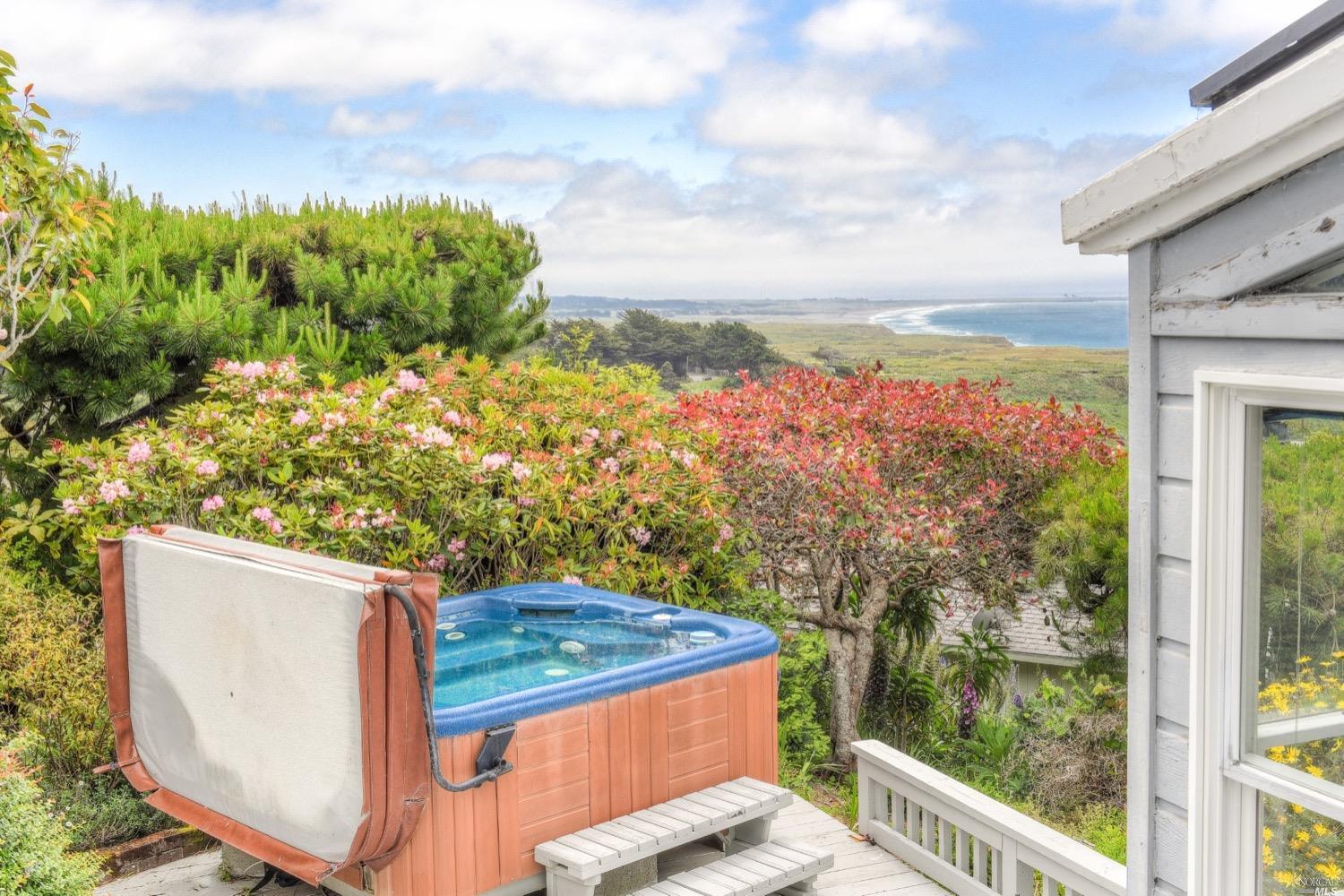15250 Arena Ct