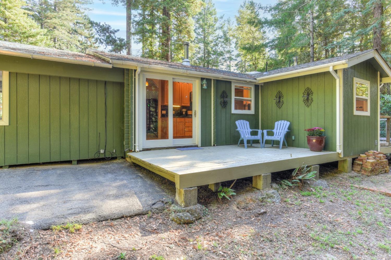 45840 Pacific Woods Rd