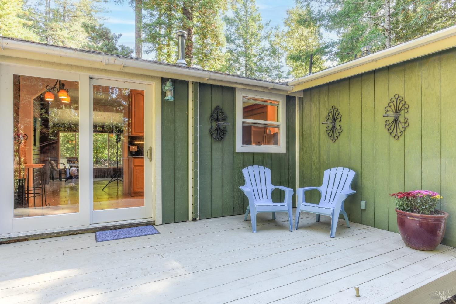 45840 Pacific Woods Rd