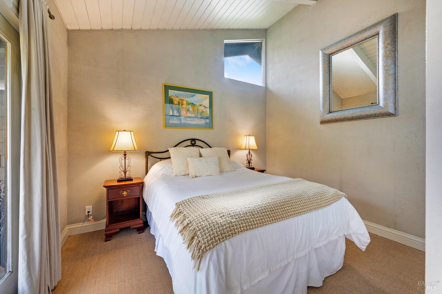 38470 Robinson Reef Dr