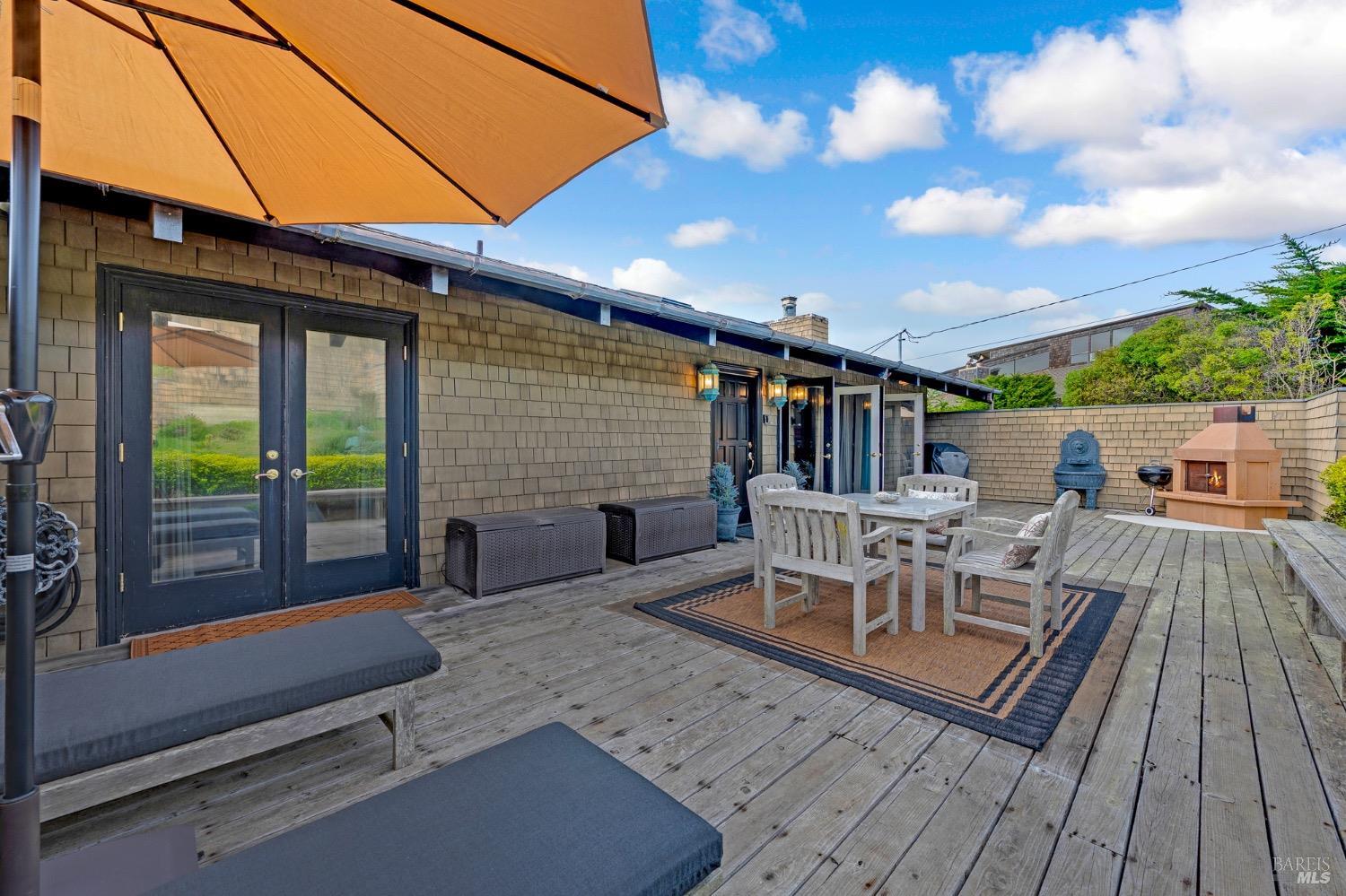 38470 Robinson Reef Dr