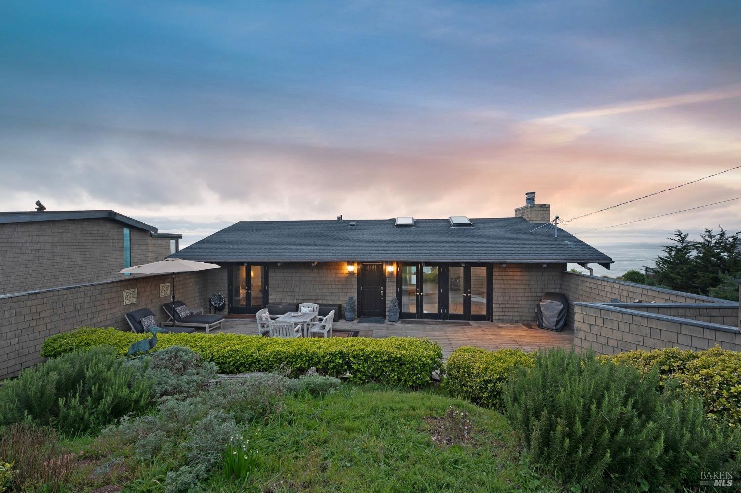 38470 Robinson Reef Dr