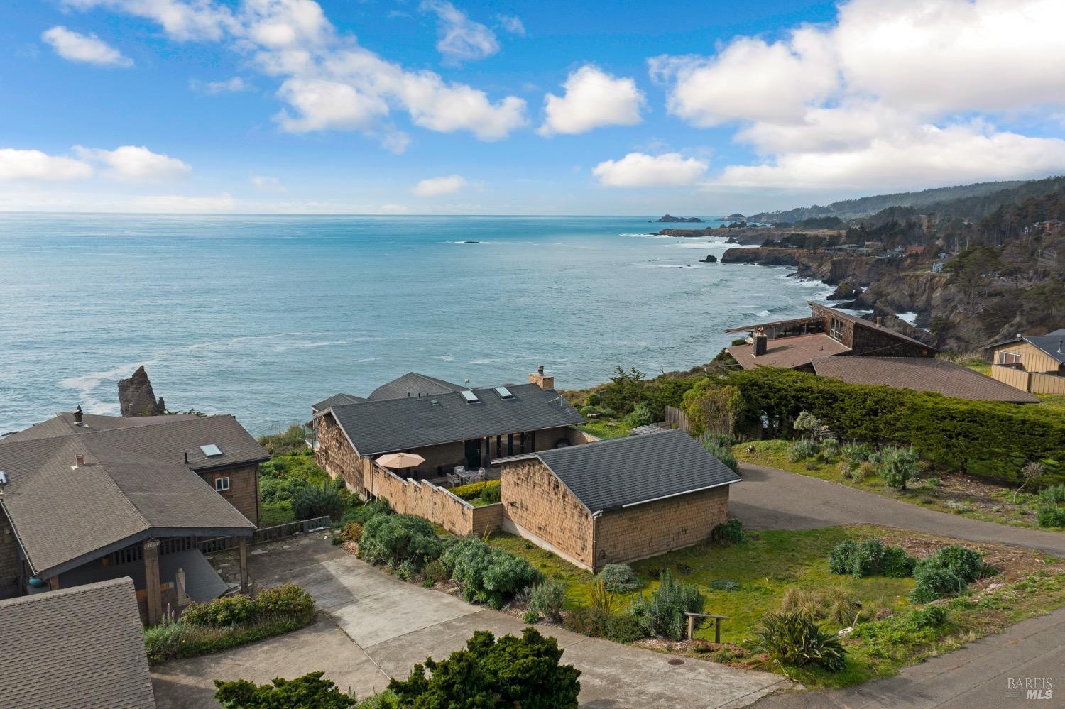 38470 Robinson Reef Dr