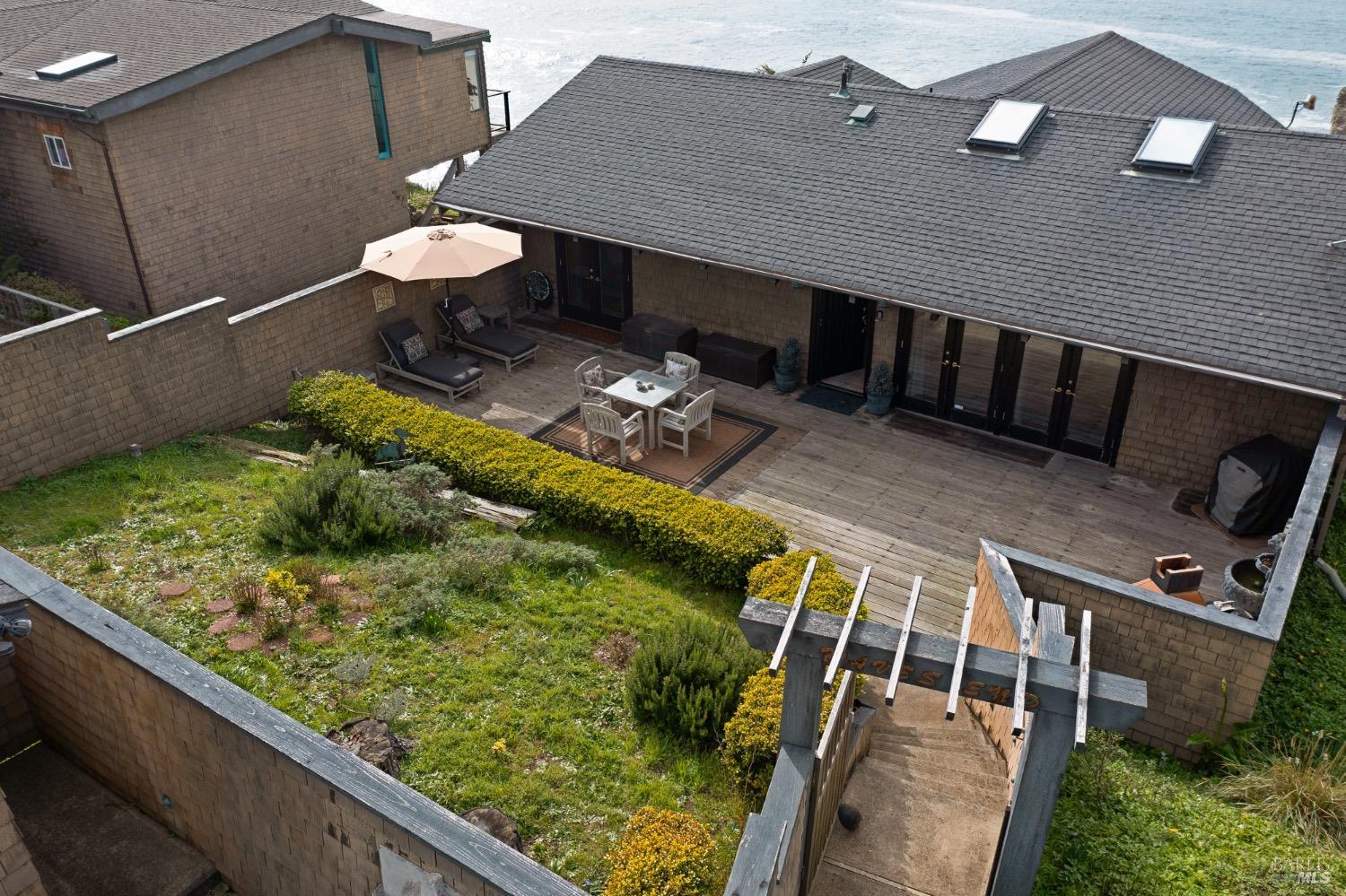 38470 Robinson Reef Dr