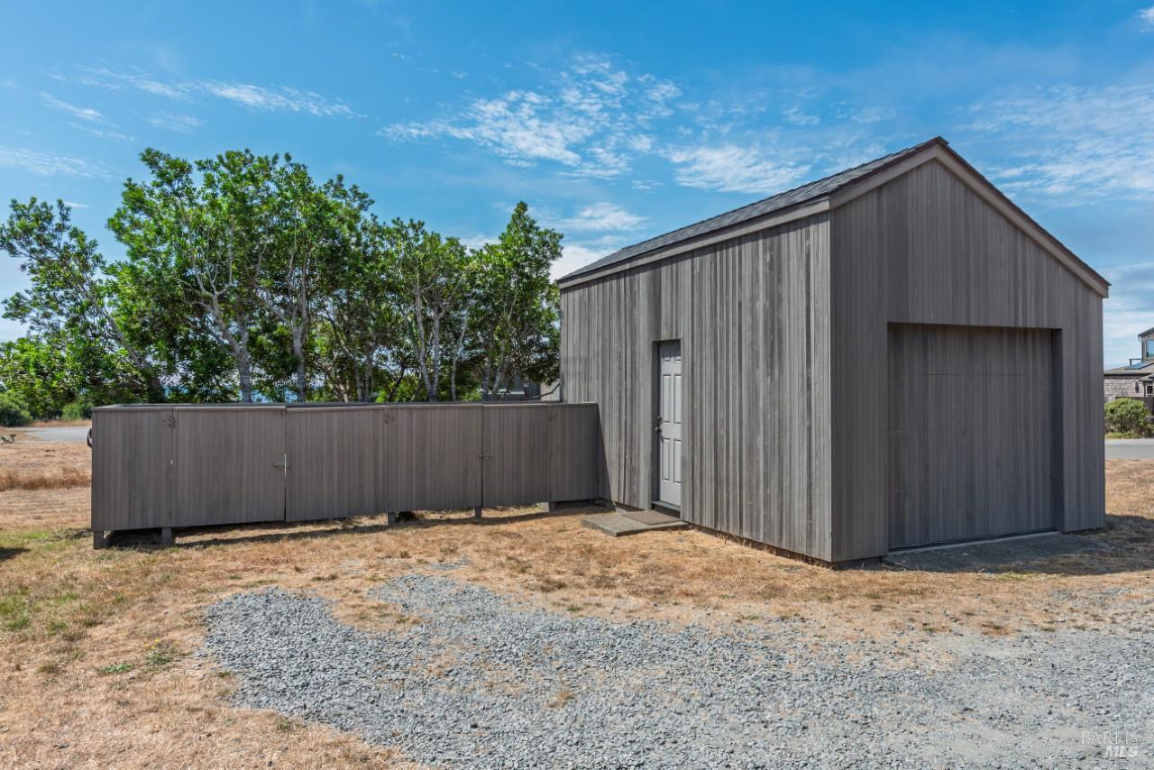 220 Vantage Rd