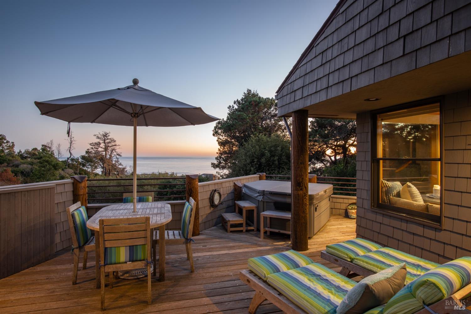 37944 Sentinel Close