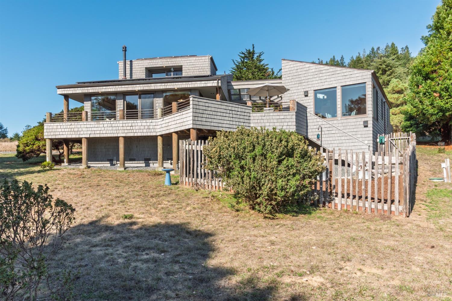 37944 Sentinel Close