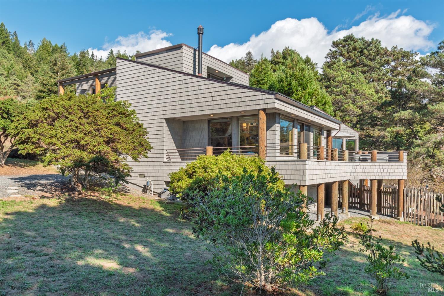 37944 Sentinel Close