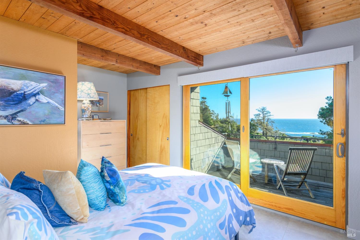 37944 Sentinel Close