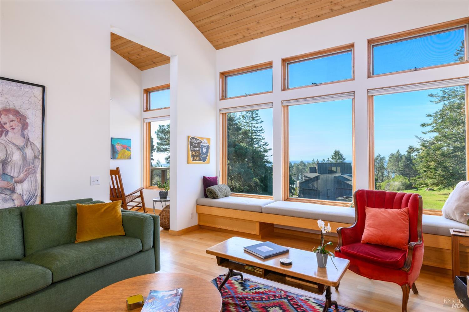 350 Conifer Close Road