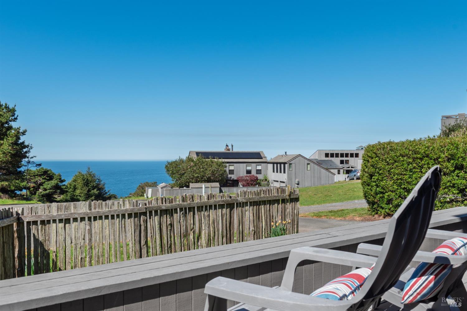 135 Larkspur Close