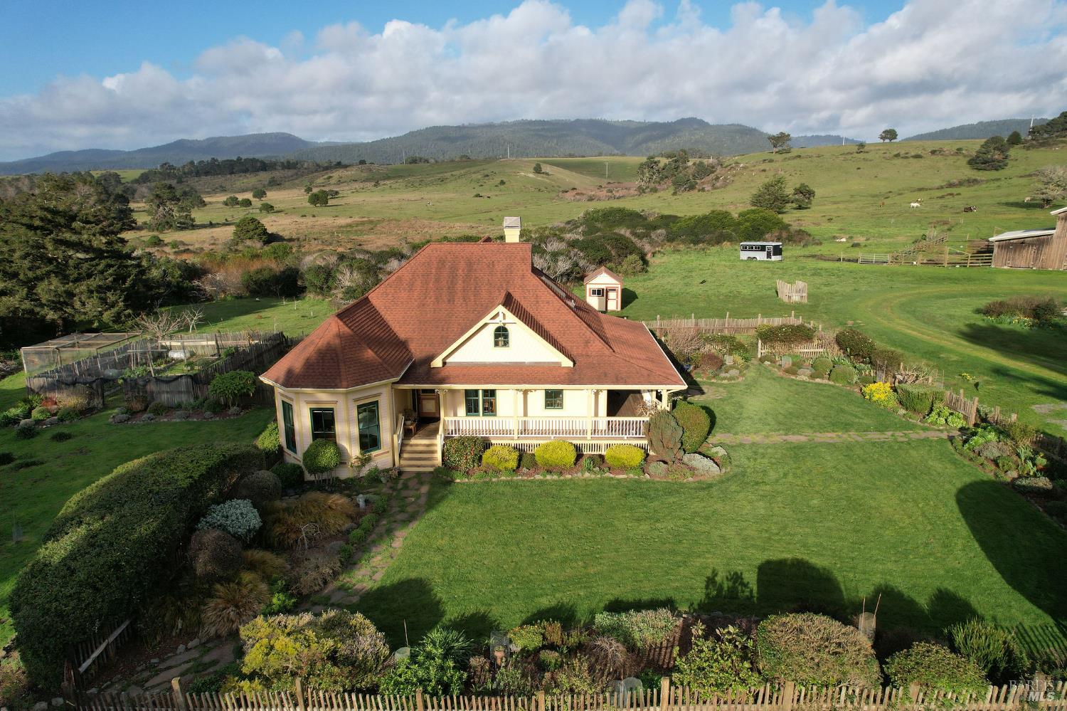 43700 Mountain View Road