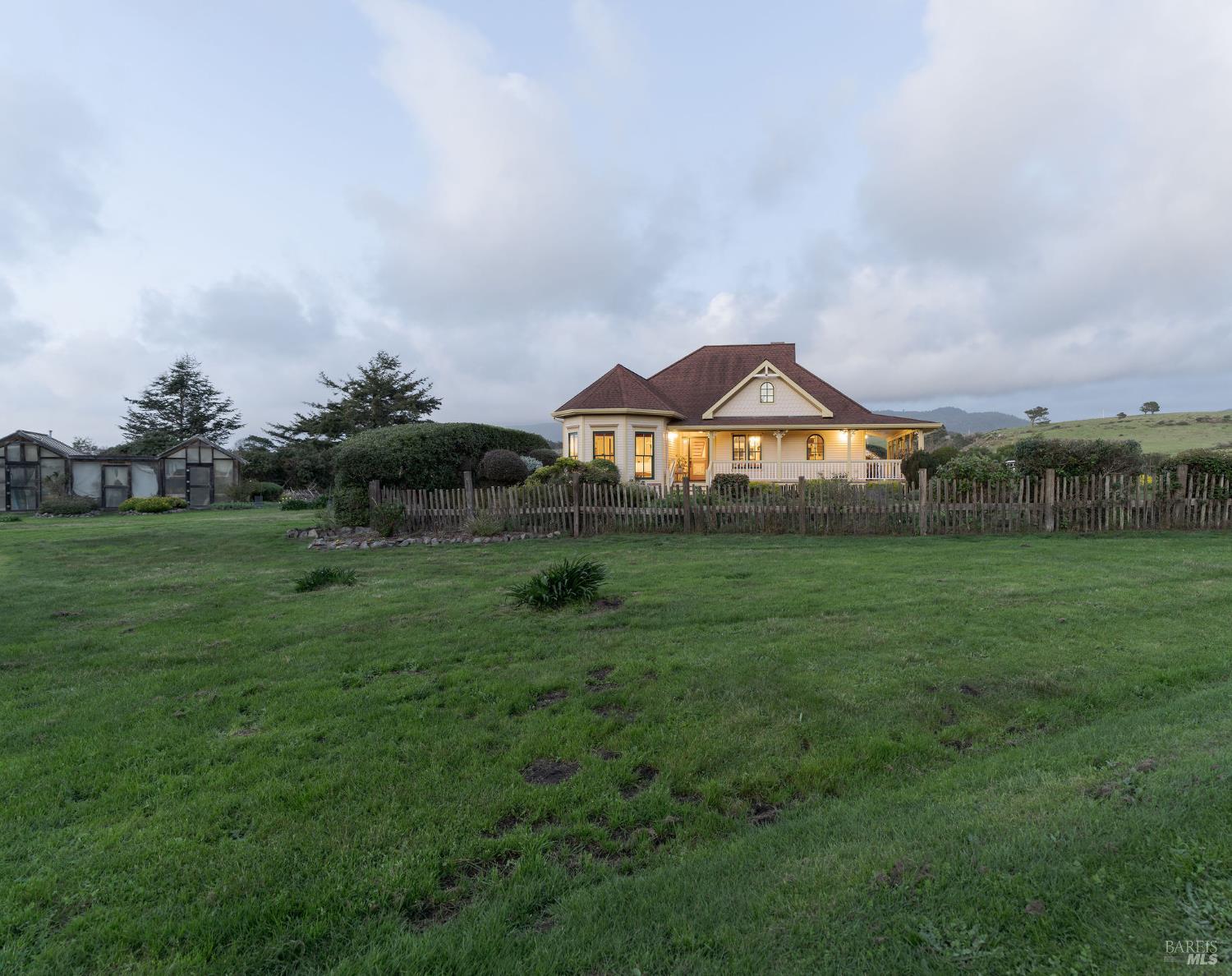 43700 Mountain View Road