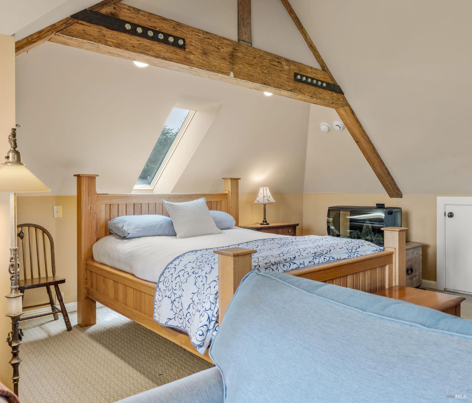 43700 Mountain View Road