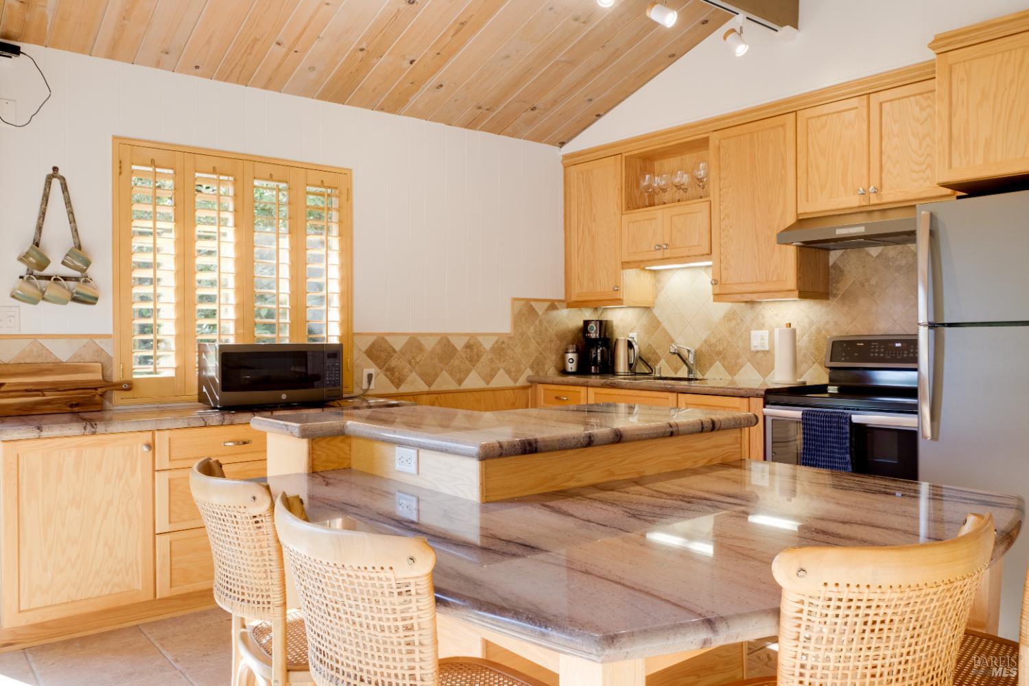 46800 Ocean View Drive