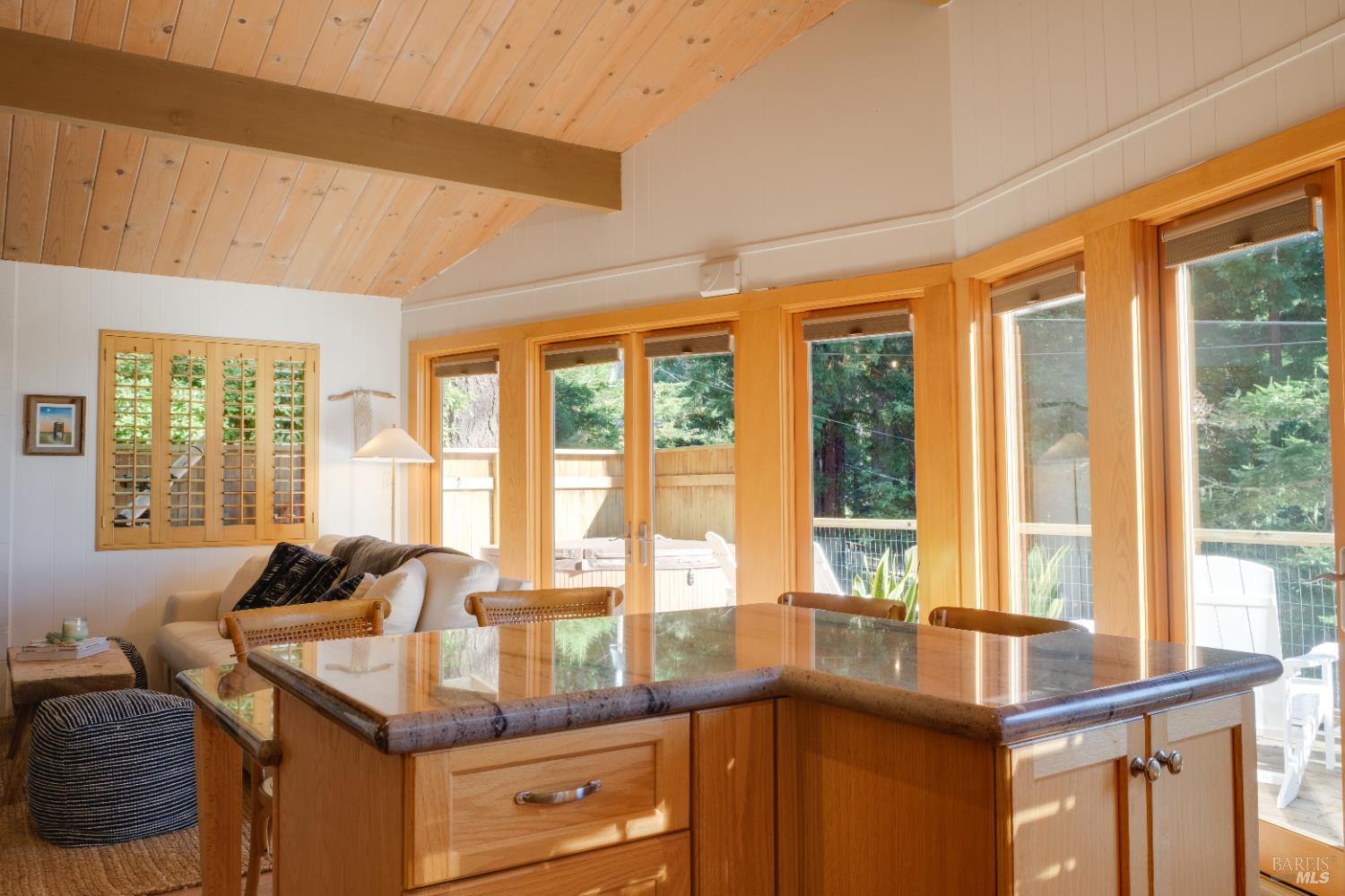 46800 Ocean View Drive