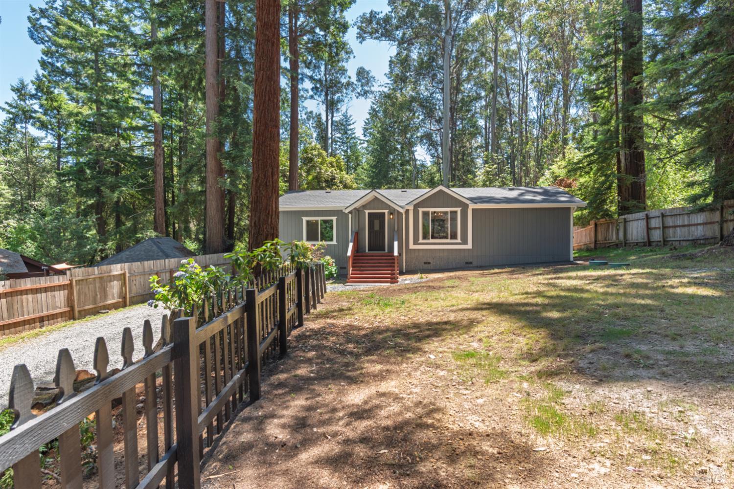 44791 Moonrise Drive