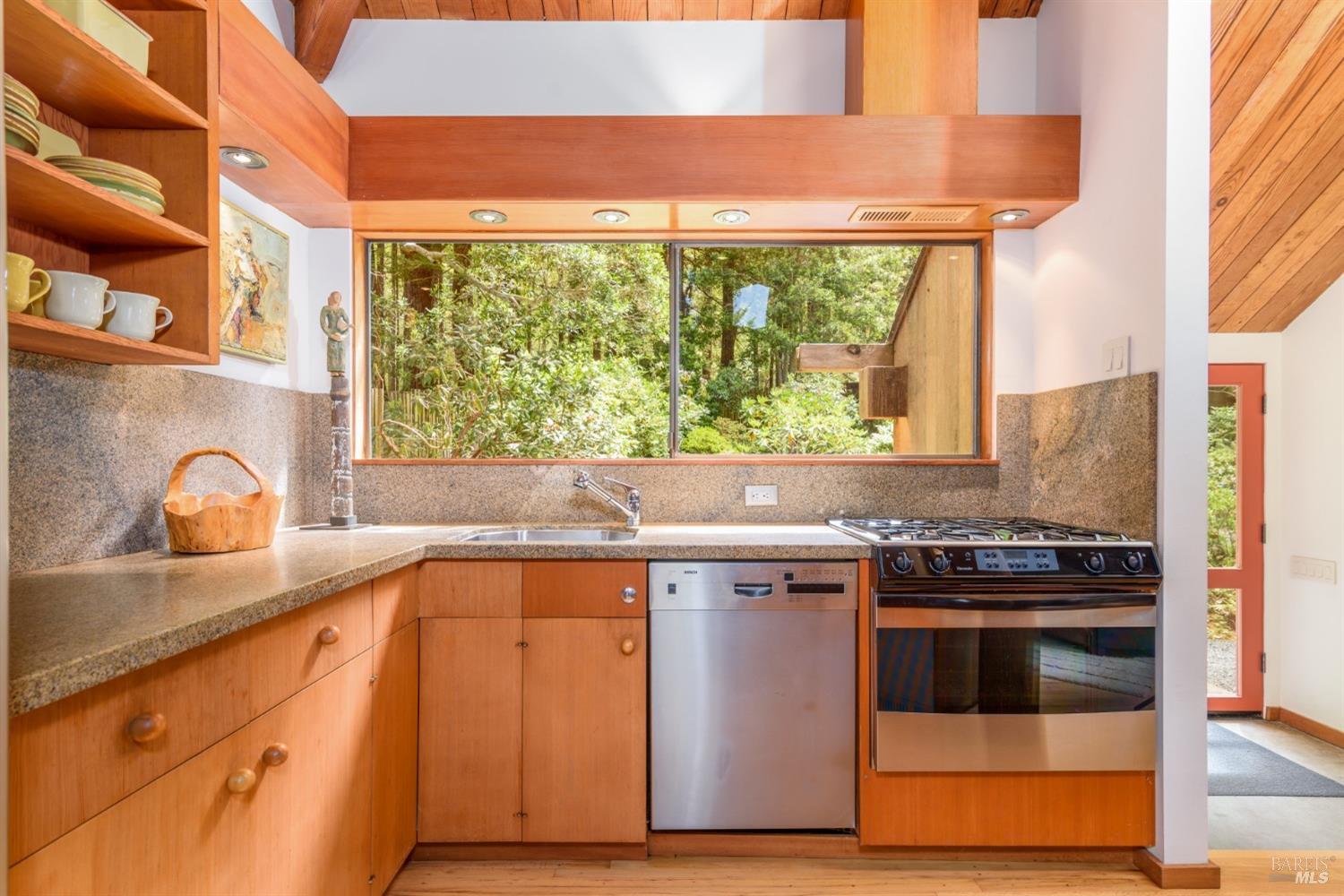 241 Moonraker Road