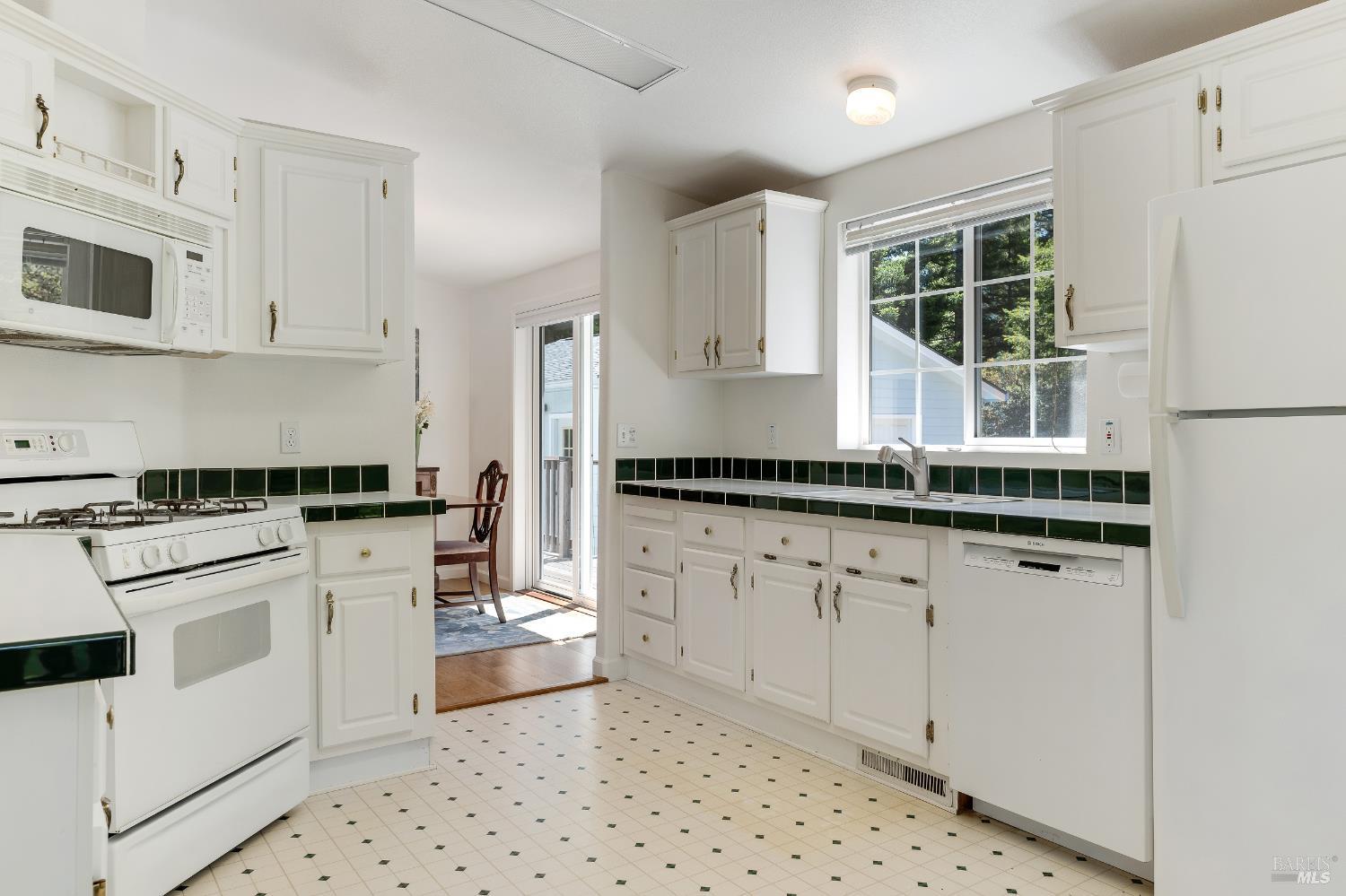 33416 Iversen Road