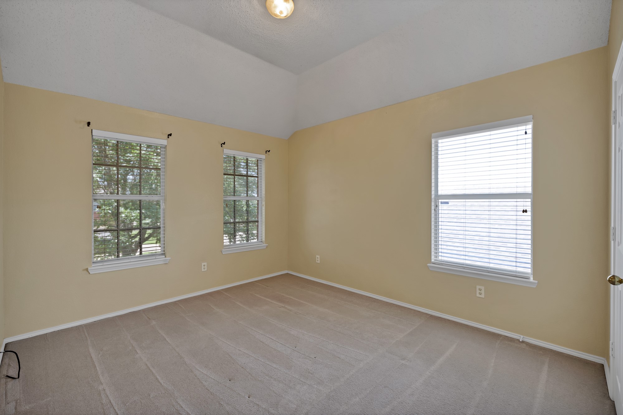 8405 Cedarcrest Lane