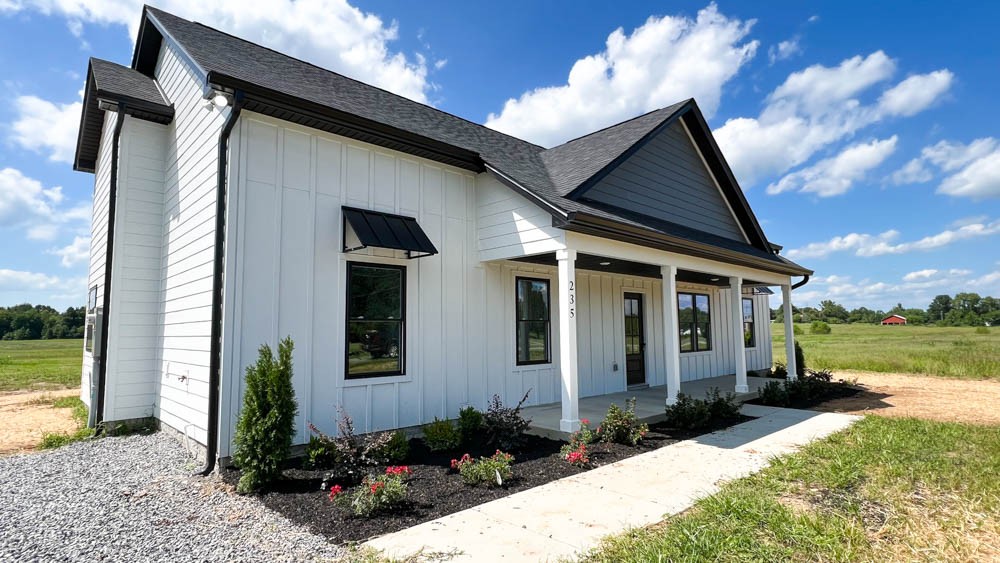 235 Woods Rd
