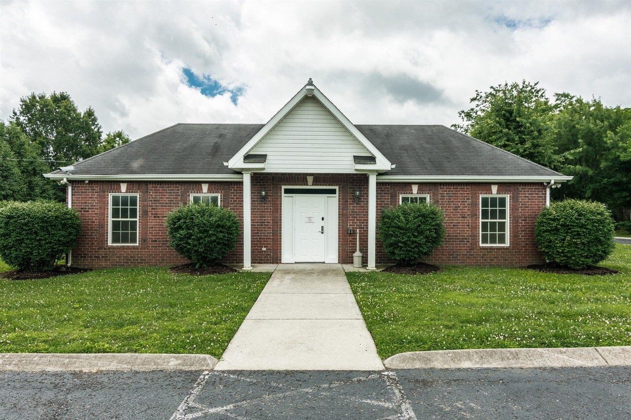 102 N Aztec Dr