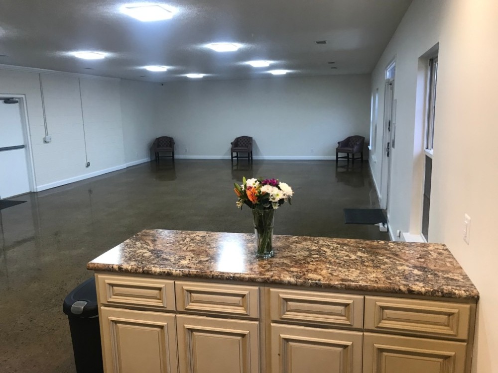 102 N Aztec Dr