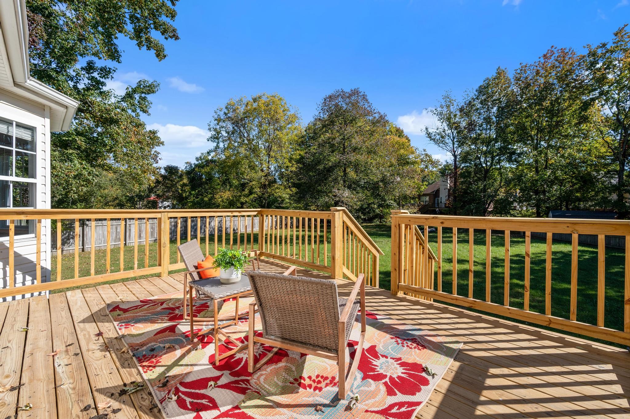 102 N Aztec Dr