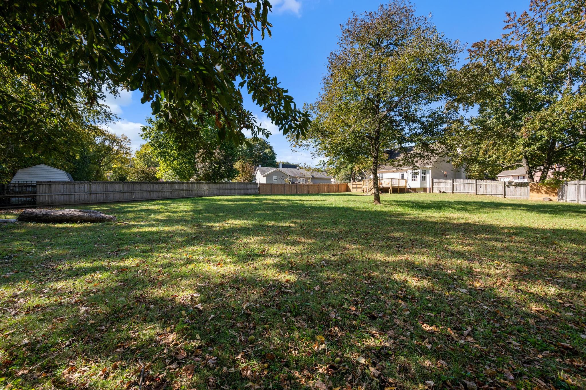 102 N Aztec Dr