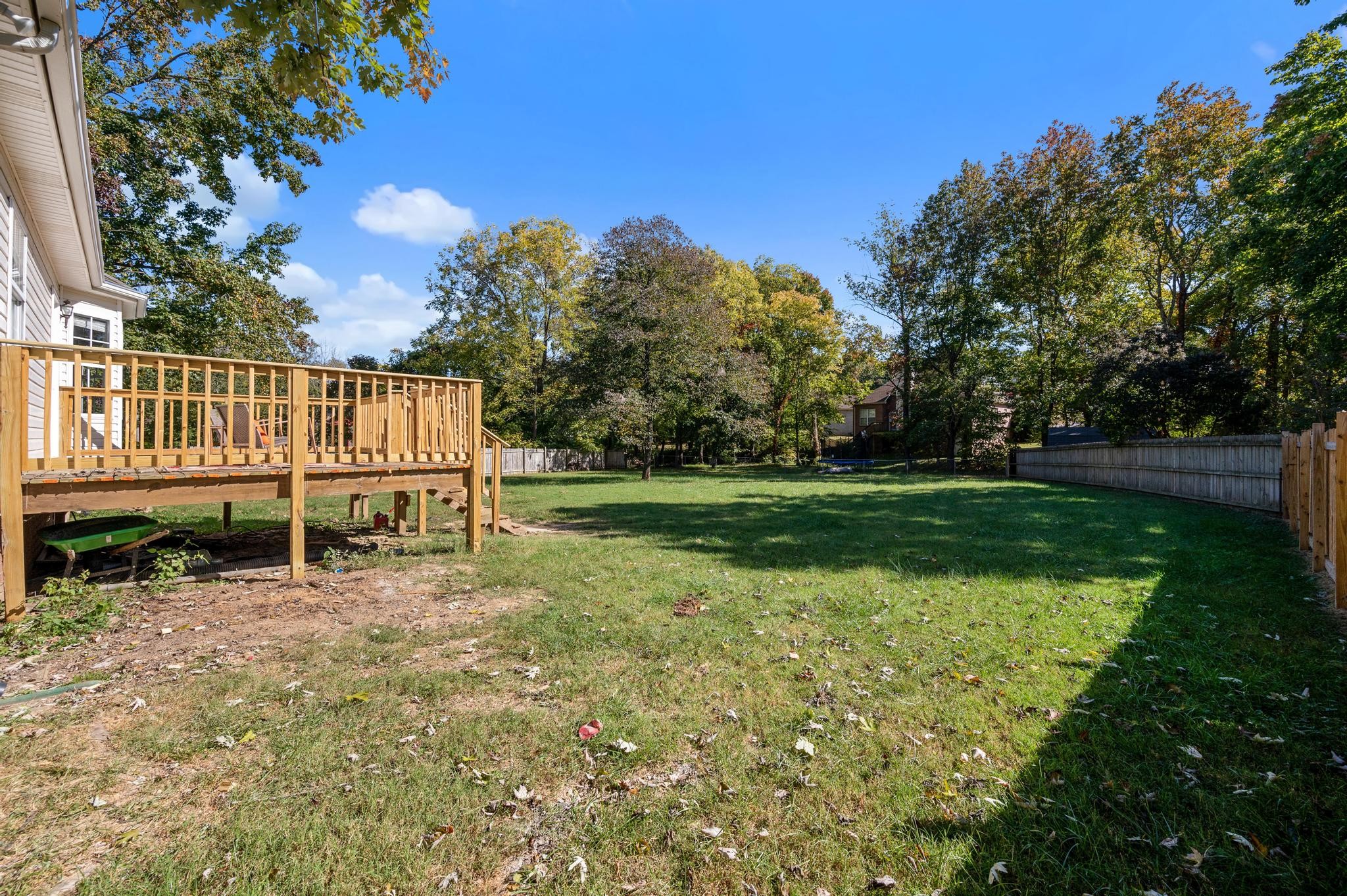 102 N Aztec Dr