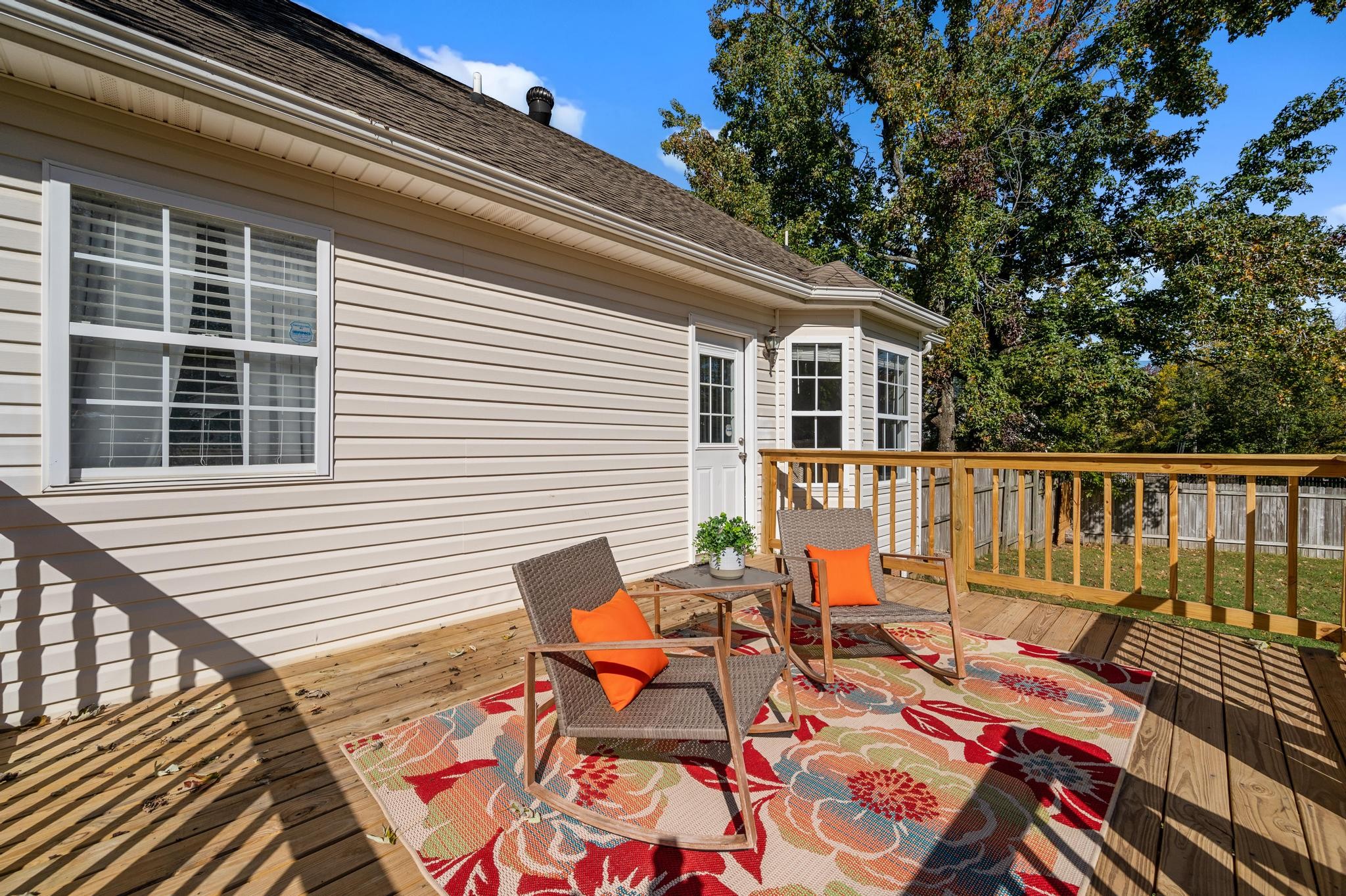 102 N Aztec Dr