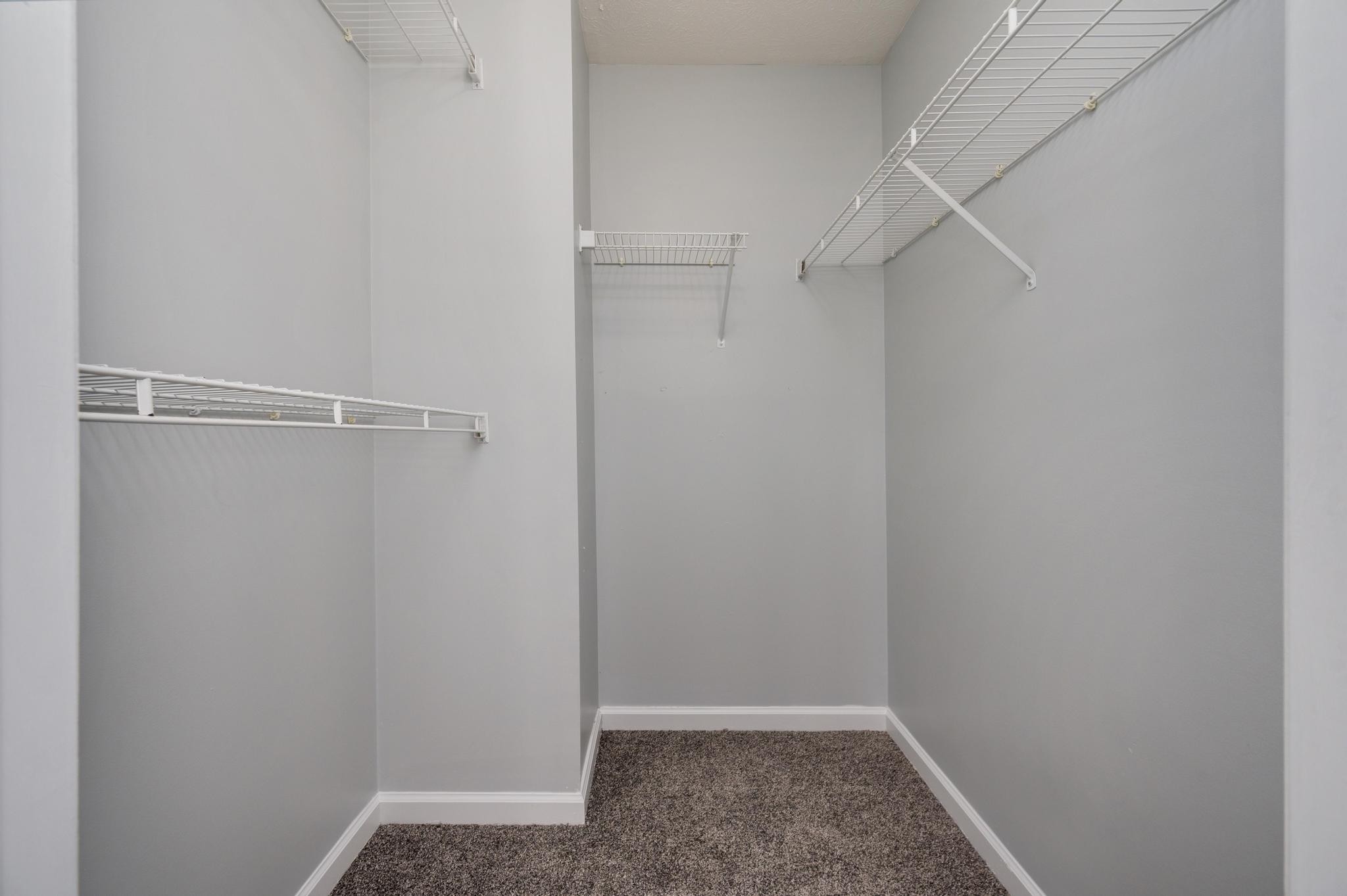 102 N Aztec Dr