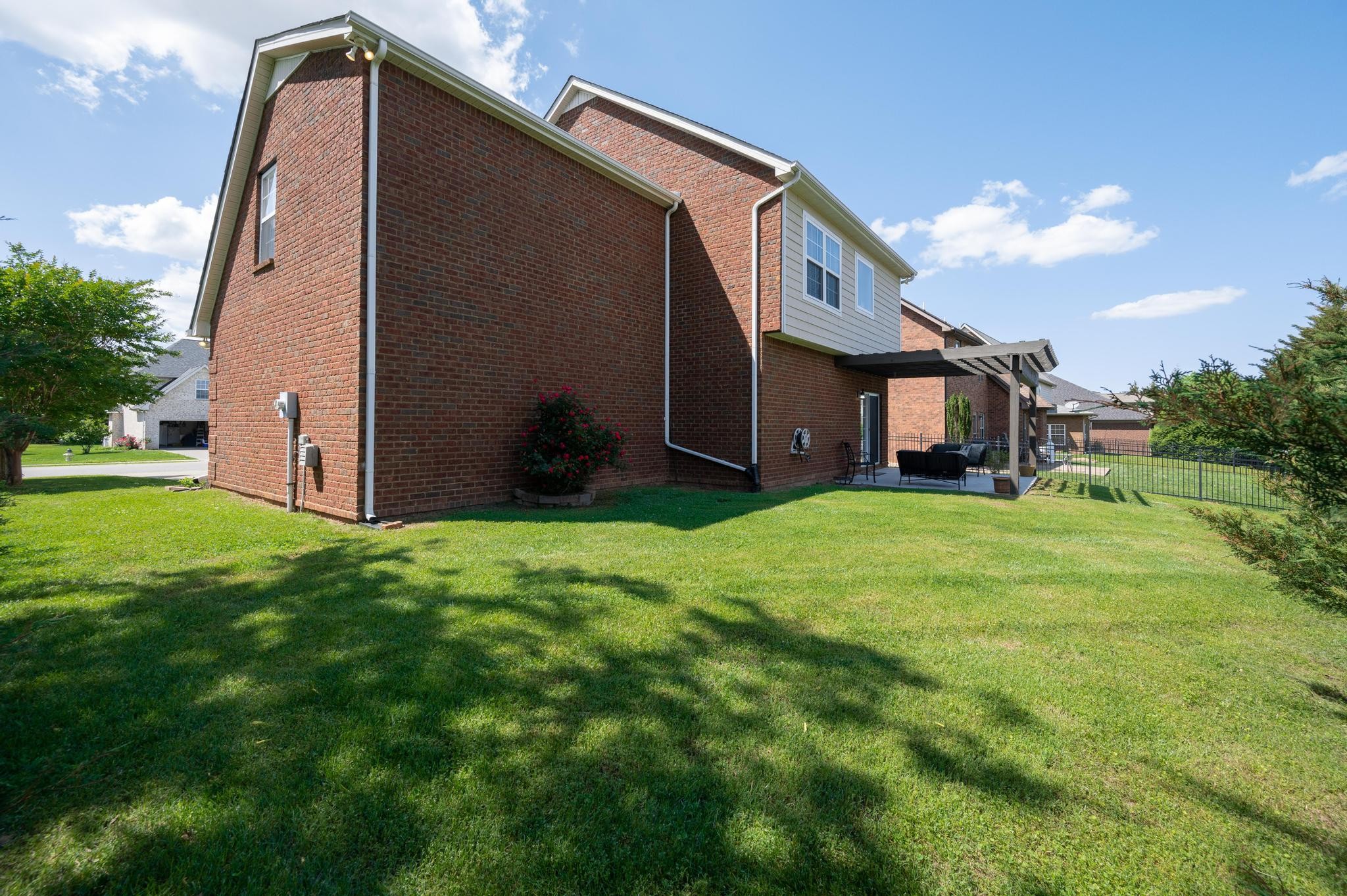 5239 Starnes Dr