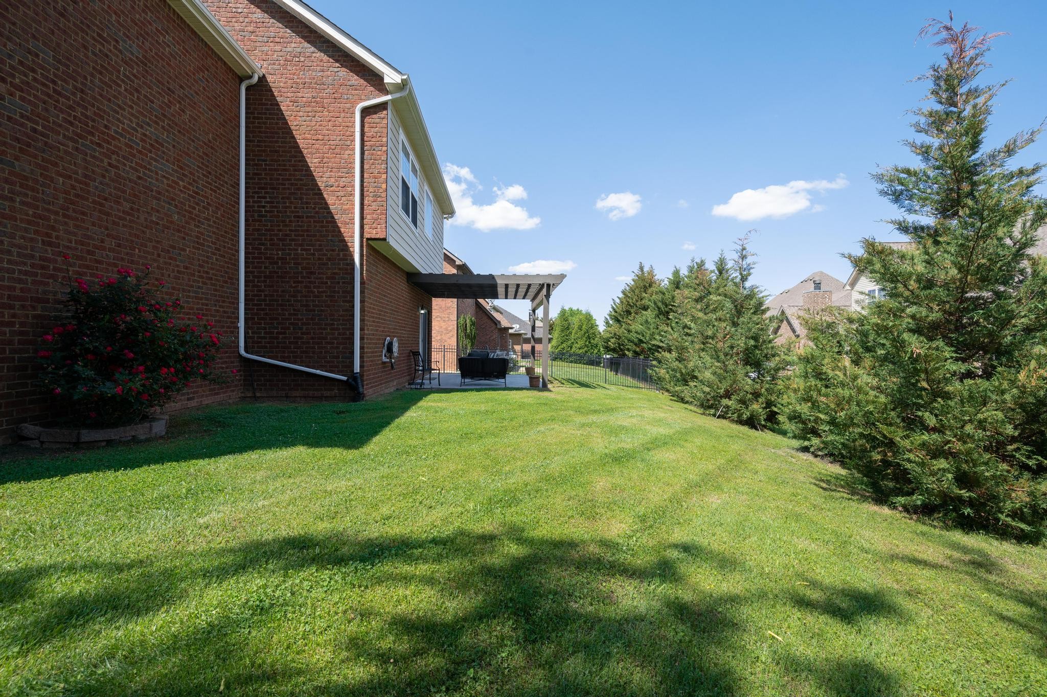 5239 Starnes Dr