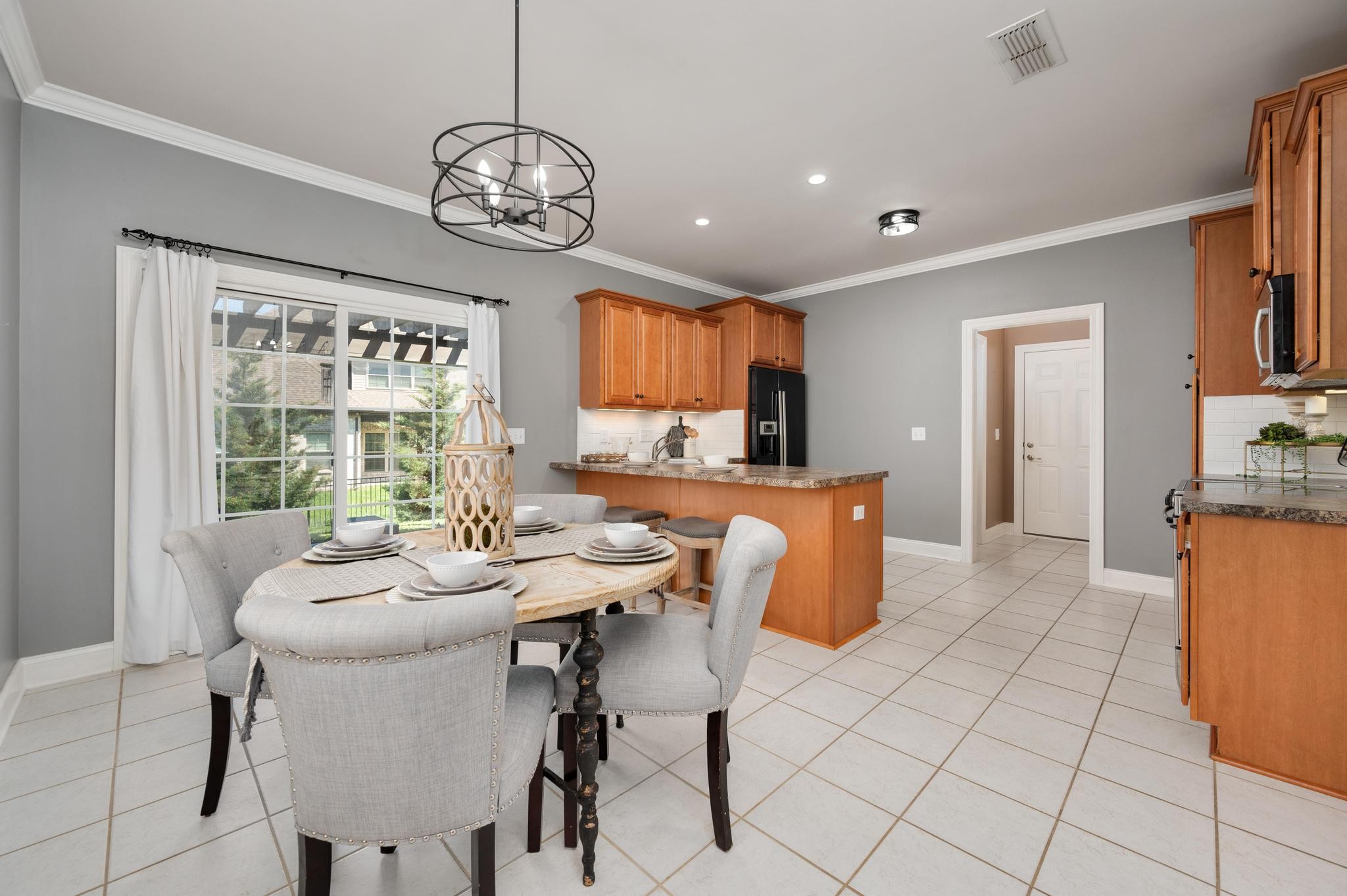 5239 Starnes Dr