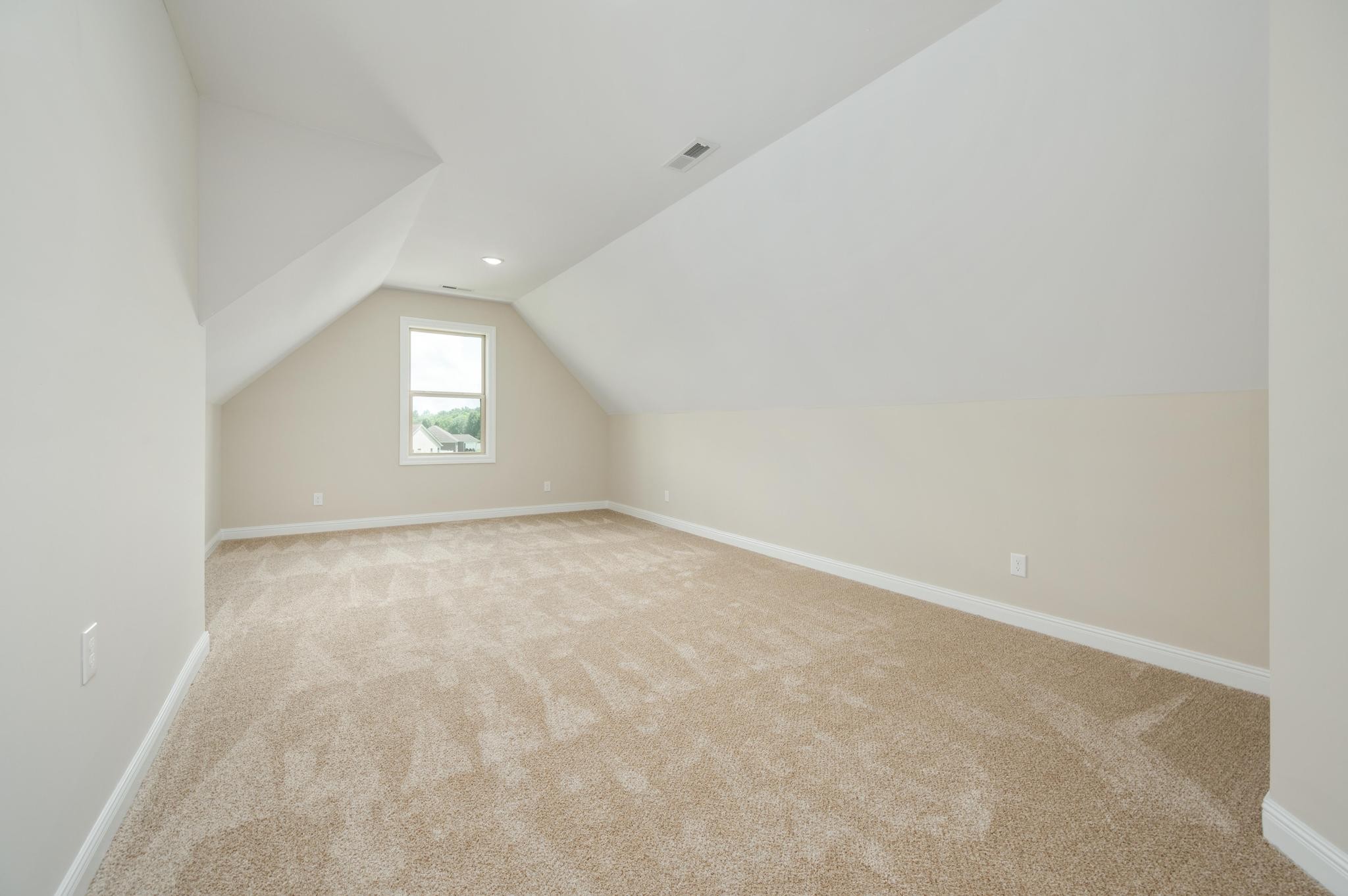 104 Waycross Dr
