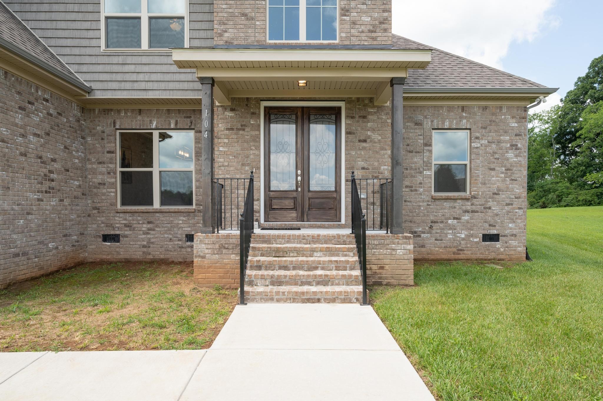 104 Waycross Dr