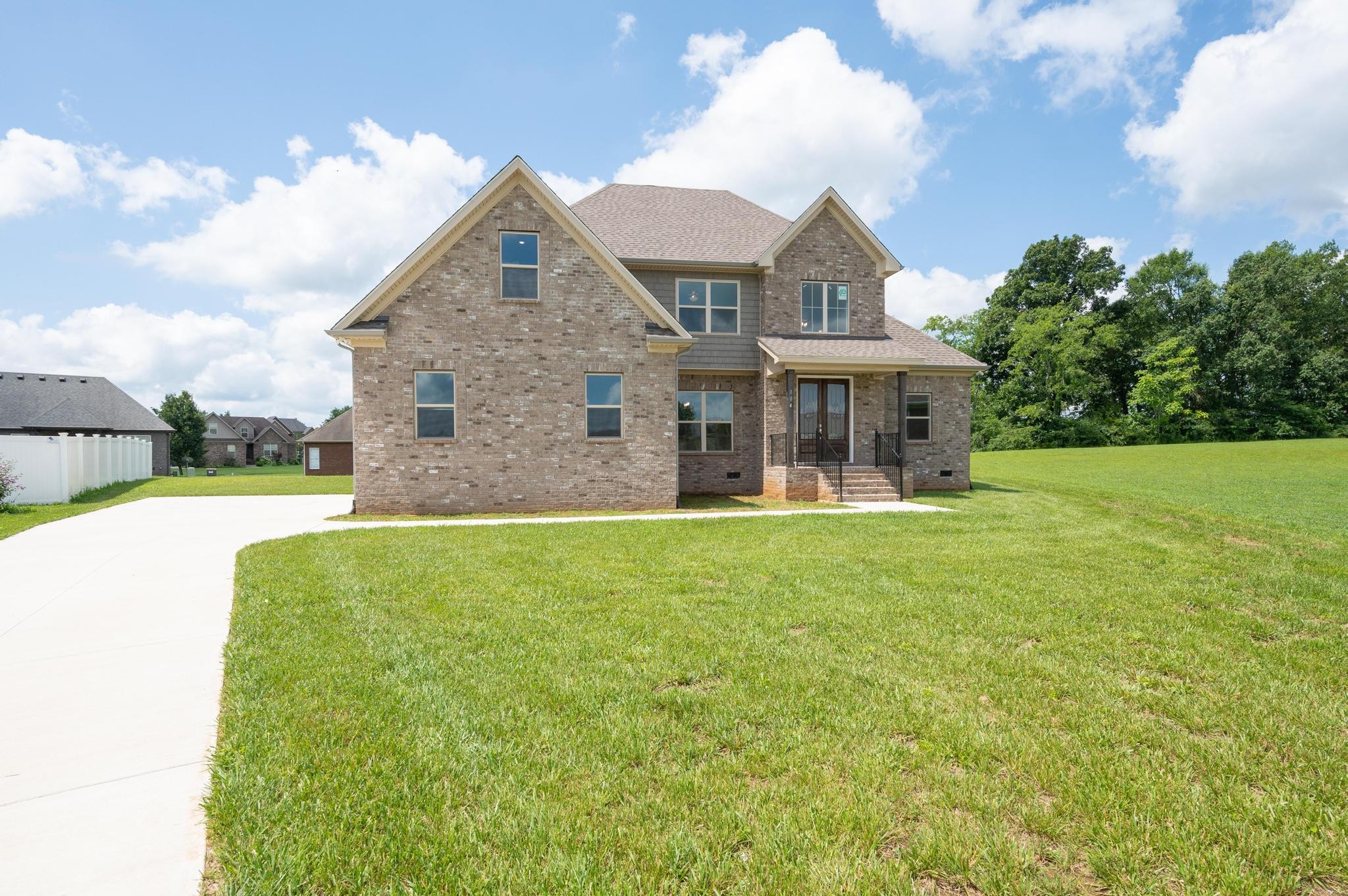 104 Waycross Dr