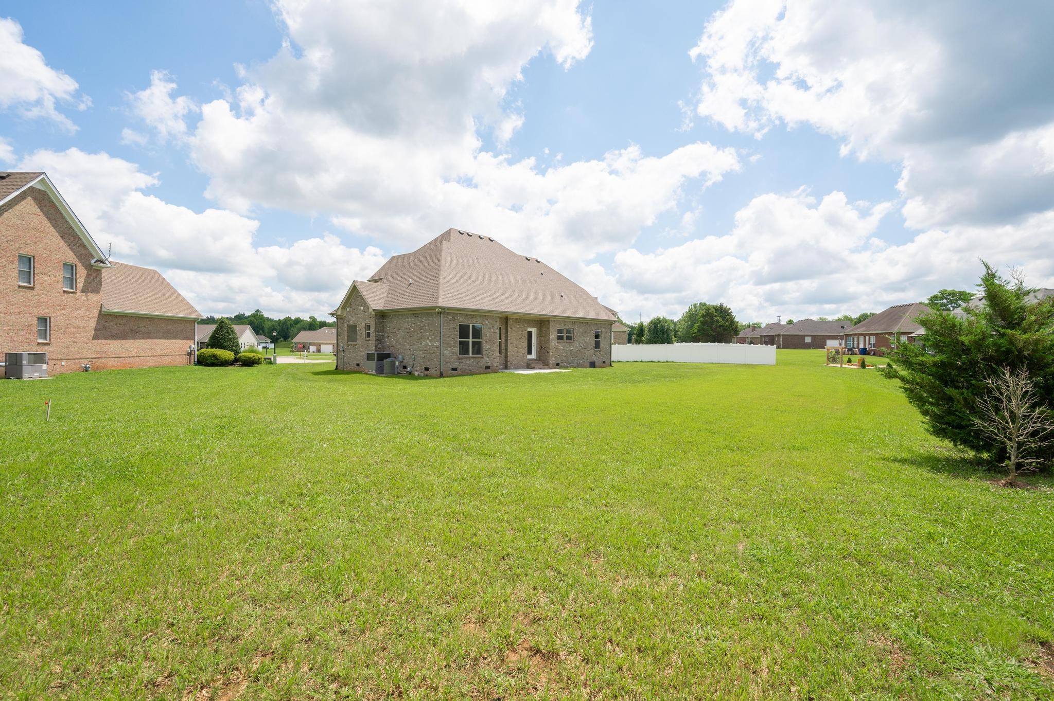 104 Waycross Dr